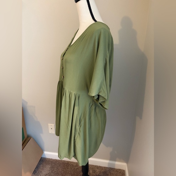 NWT Roxy Green Romper - Picture 2 of 11